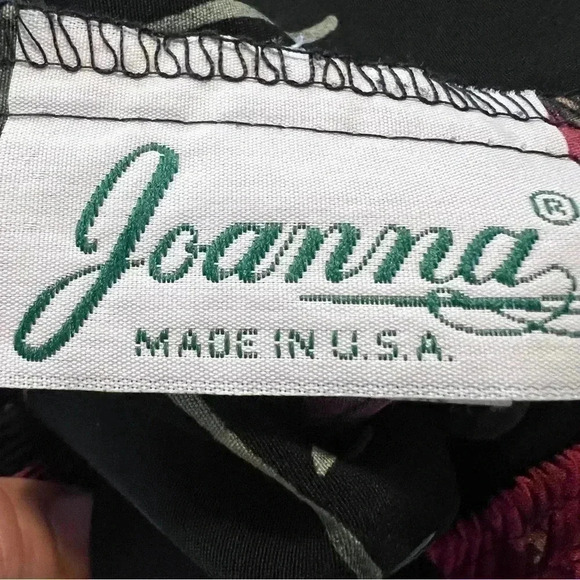 JOANNA black A line floral printed skirt pull on elastics waist size medium - Picture 3 of 3